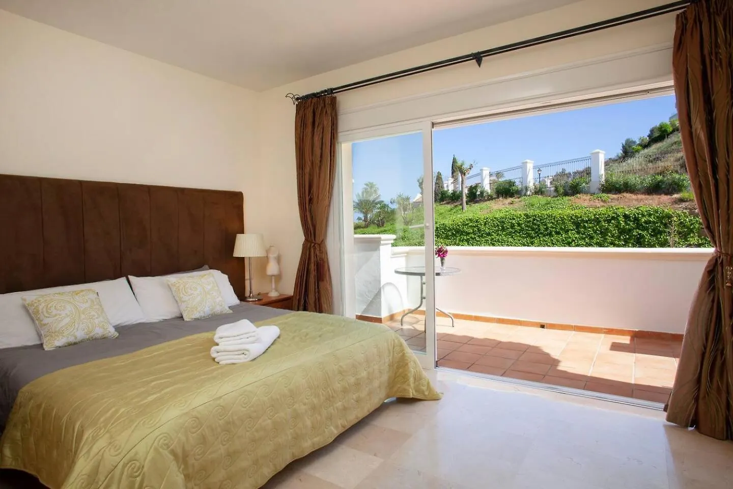 Mediterranean Townhouse Calagolf Mijas Holiday home